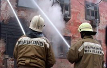22 марта из горящей квартиры пожарные вывели пожилых мужчину и женщину