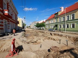 Цуканов потребовал подать в суд на фирму, ремонтировавшую дорогу в Гусеве