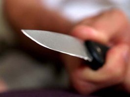 В Гусеве жена ударила ножом мужа
