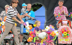 «Эх, прокачу»: В Гусеве прошел смотр-конкурс на лучшее оформление детских колясок и велосипедов