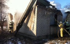 В поселке Покровское выгорел одноэтажный жилой дом