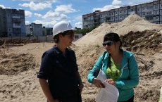 Светлана Трусенева проверила ход строительства и ремонта объектов образования на востоке области
