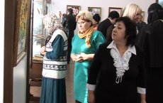 В Гусеве открылась выставка картин Игумении Елисаветы