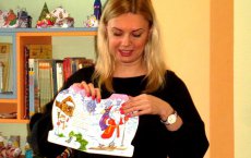 Библиотекарь из Гусева и автор детских стихов Оксана Балуева поднимала настроение дошколятам в Калининграде