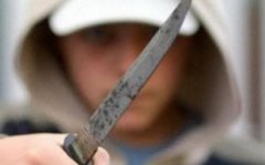 В Гусеве двое юношей нанесли двадцать ножевых ранений мужчине