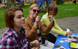 Фестивальное настроение привезли в Калининград детские библиотекари из Гусева