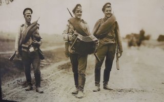 «Война войне»: в Гусевском районе прошла уникальная выставка военных фотографий