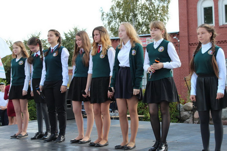 Гусевские школьники организовали и провели благотворительный концерт