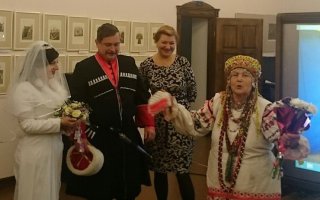 Молодых гусевцев покорила хранительница исконно русских народных традиций