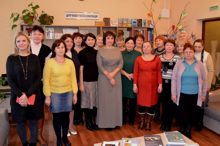 Член правления Российской библиотечной ассоциации провела в городской библиотеке семинар