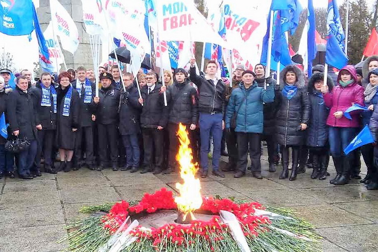 Гусевские единороссы приняли участие в мероприятиях, посвященных Дню защитника Отечества