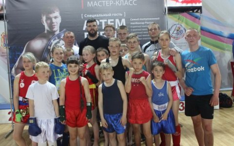 Незабываемые впечатления получили Гусевские спортсмены, посетив тренировку в Калининграде