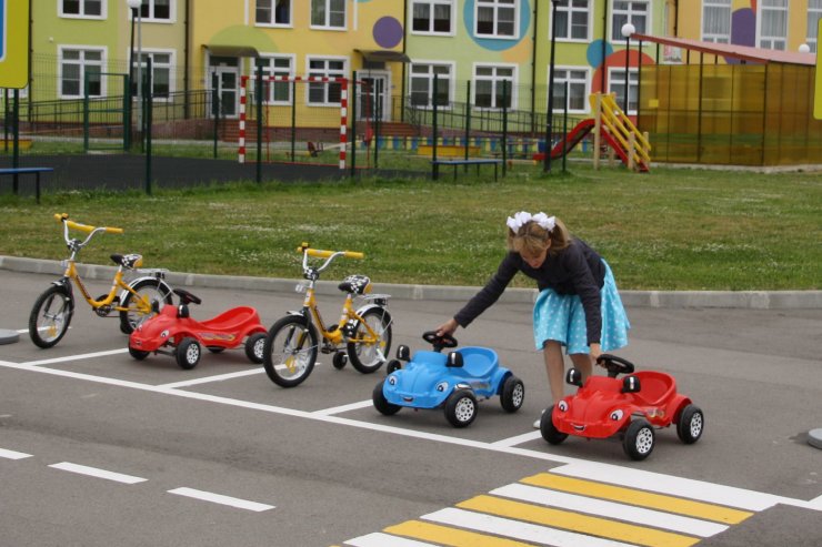 В рамках празднования Дня защиты детей в детском саду №6 прошло открытие автогородка