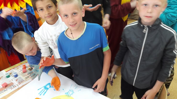 В День защиты детей волонтеры политеха провели мероприятие в центре «Росток»