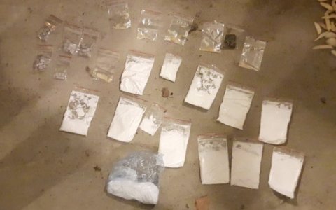 Сотрудники Гусевской полиции задержали наркокурьера, ввозившего наркотики из ЕС