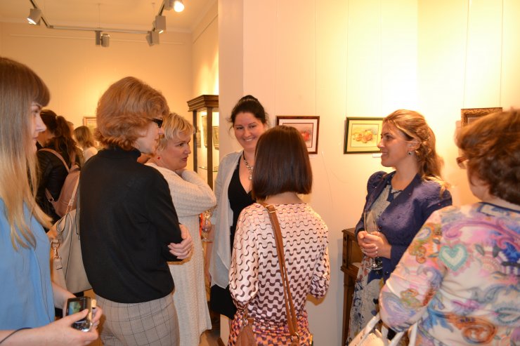 В Гусевском музее открылась выставка художницы Юлии Пономарчук «Акварельная мозаика»