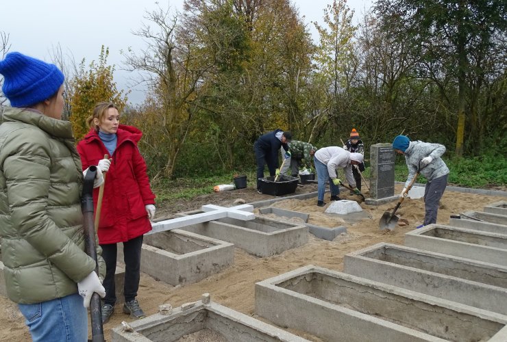 Волонтёры GS Group совершили выезд на воинское захоронение вблизи посёлка Ольховатка