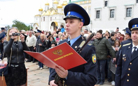 Житель Гусева пополнит ряды новобранцев Президентского полка