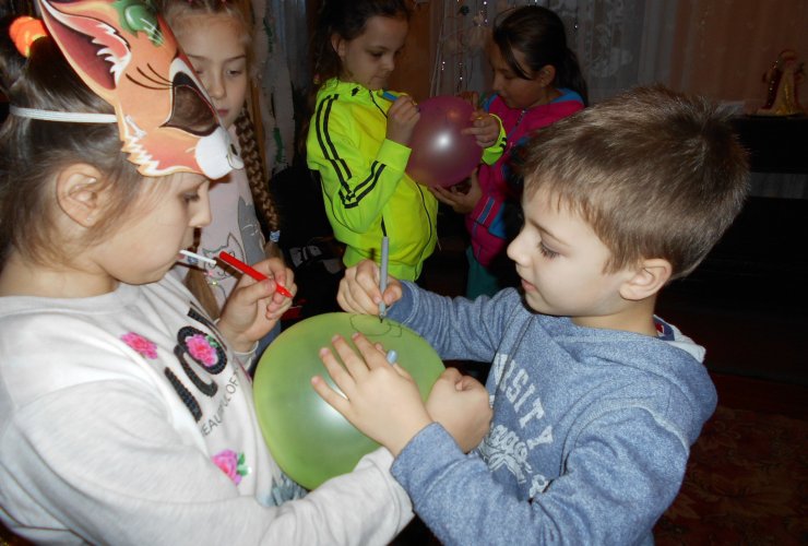 В тёплой и дружной атмосфере прошёл детский новогодний праздник в Фурмановской библиотеке