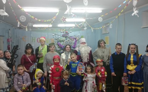 Волонтёры провели незабываемые Новогодние утренники для детей с ограниченными возможностями здоровья