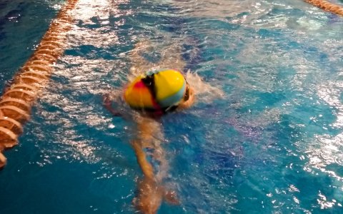 Гусевские пловцы приняли участие в соревнованиях на Кубок малых городов Янтарного края
