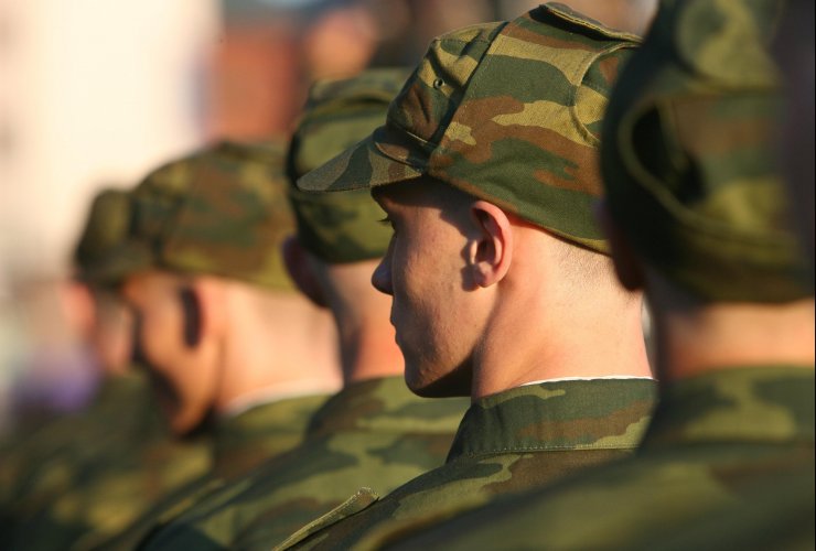 Лейтенант из Гусева получил условный срок за удар солдата головой