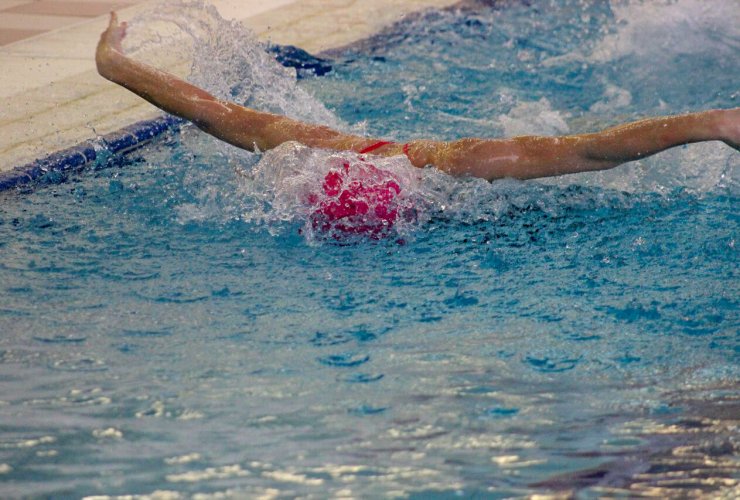 Гусевские пловцы приняли участие в соревнованиях «Кубок малых городов Янтарного края»