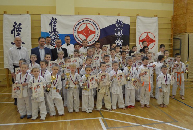 В Гусеве прошёл открытый турнир по каратэ-до, посвящённый памяти Масутацу Ояма