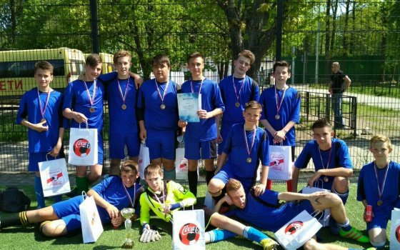 Футбольная команда школы № 1 заняла третье место на областном турнире «Кожаный мяч»