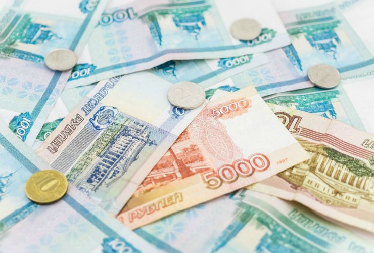 В Гусеве начальник гауптвахты украл у арестованного 48 тысяч рублей