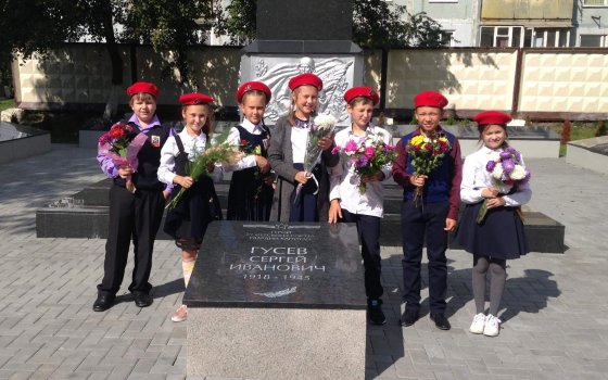 Гусевские школьники почтили память жертв теракта в Беслане