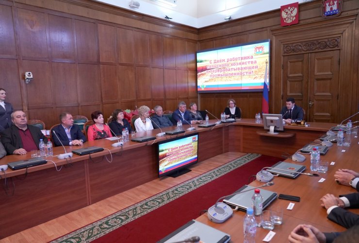Гусевский округ признан лидером сельхозпроизводства среди муниципальных образований области