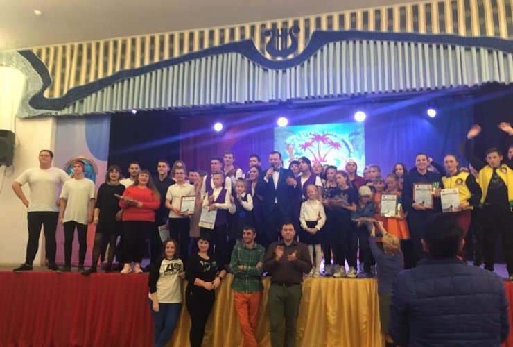 В ГДК состоялось открытие 11-го сезона областной лиги юмора «Остров КВН»