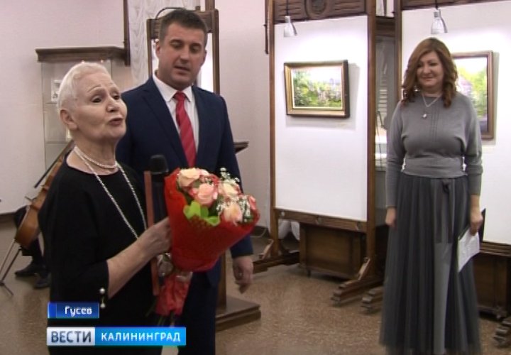 Вдова известного живописца передала коллекцию работ мастера в дар Гусевскому музею