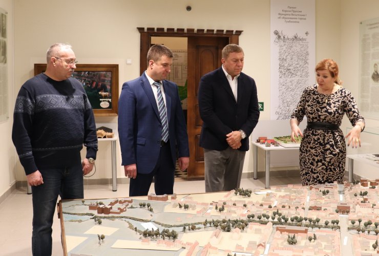 Сегодня город Гусев посетил депутат Государственной Думы Александр Ярошук