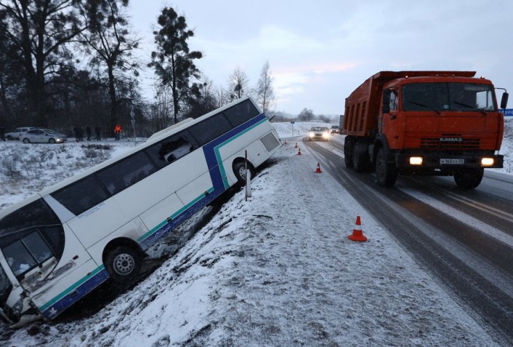 В Гусевской автоколонне прокомментировали аварию с пассажирским автобусом