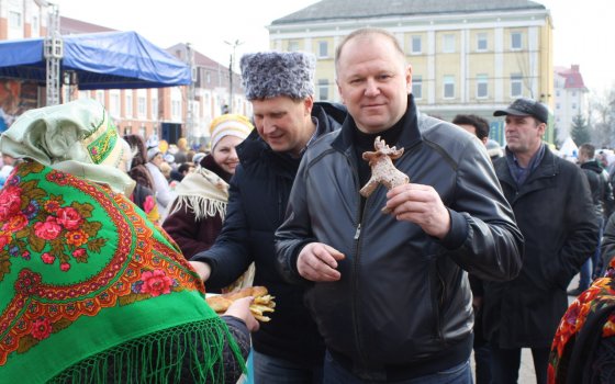 Николай Цуканов посетил родной Гусев