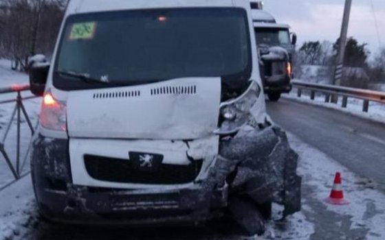 Под Черняховском попал в аварию микроавтобус, который ехал с детьми в Гусев на соревнования