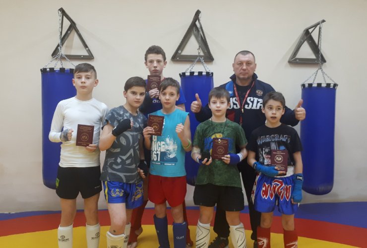 Юные спортсмены клуба СССР получили паспорта боксёров