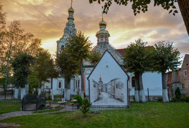 Гусевская православная община собирает подписи за снос памятника Ленину