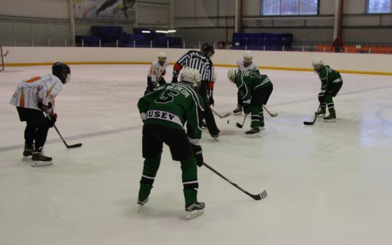 Сегодня на ледовой арене ФОКа стартовал Международный турнир по хоккею среди юношей