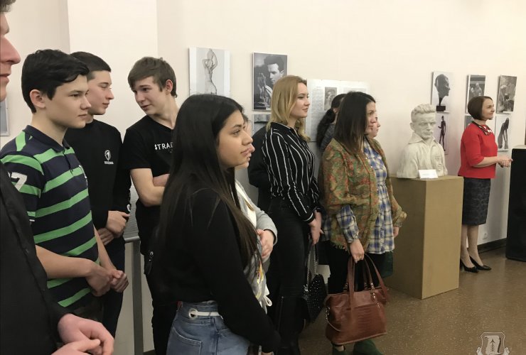 Впервые в нашем городе открылась выставка из собрания Дома-музея немецкого скульптора Германа Брахерта