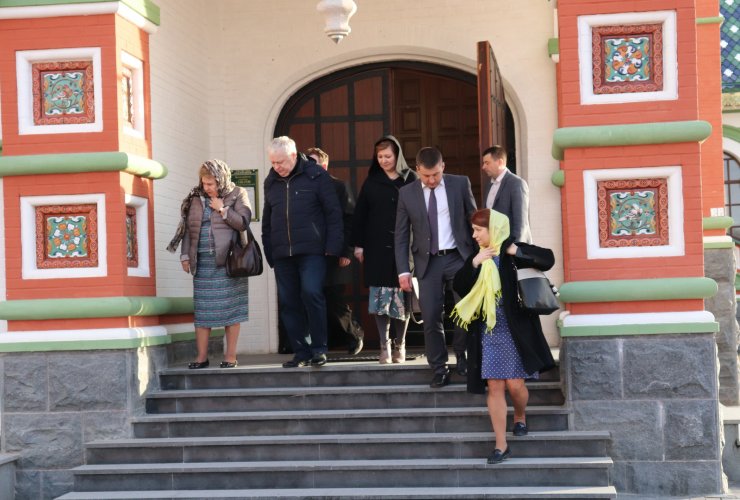 Сегодня Гусев посетили депутат госдумы Валентина Пивненко и зампредседателя облдумы Александр Богданов