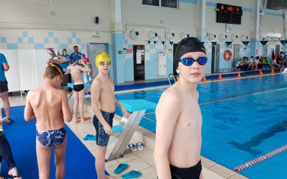 Гусевские пловцы привезли 31 медаль с «Кубока малых городов Янтарного края»