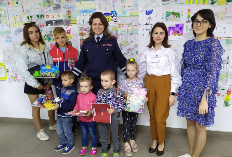 В Гусевском многофункциональном центре подвели итоги конкурса детских рисунков