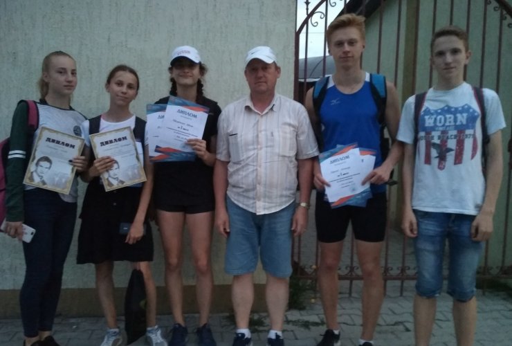 Гусевские легкоатлеты выиграли все дистанции на 100 и 200 метров на областных соревнованиях в Калининграде