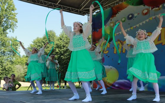 В парковой зоне ФОКа прошло торжественное мероприятие, посвящённое Дню России