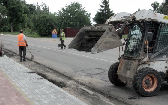 Подрядная организация, ремонтирующая тротуары в рамках ПКД, должна сдать объекты через две недели