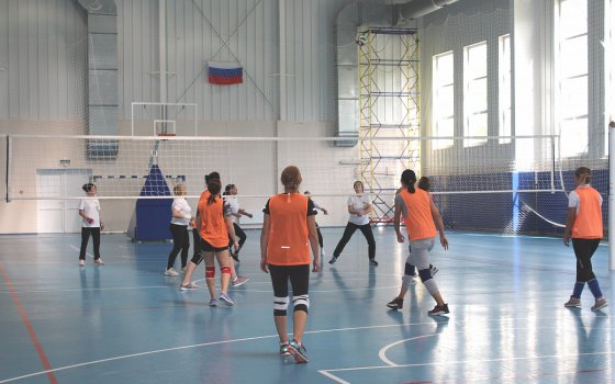 Команда Гусевской ЦРБ одержала победу в соревнованиях по волейболу на областной спартакиаде