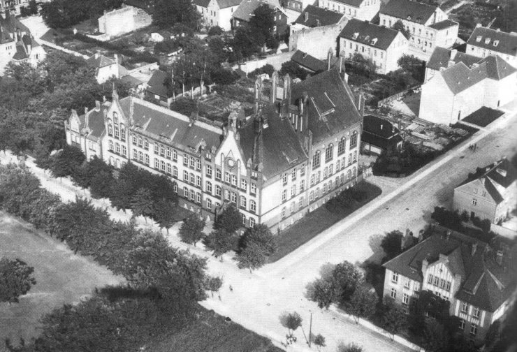 Здание Гумбинненской Фридрихшуле. Фотография 1930 года